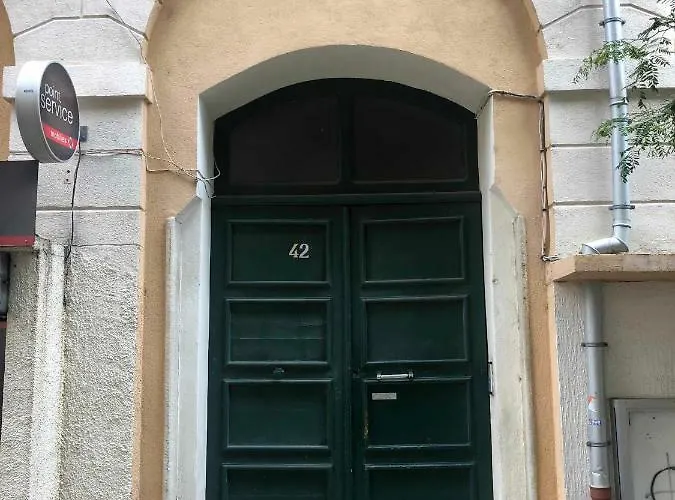 Boulevard Graziani Διαμέρισμα